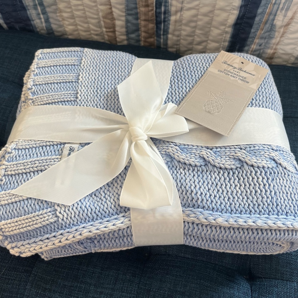 Tommy Bahama cotton blanket